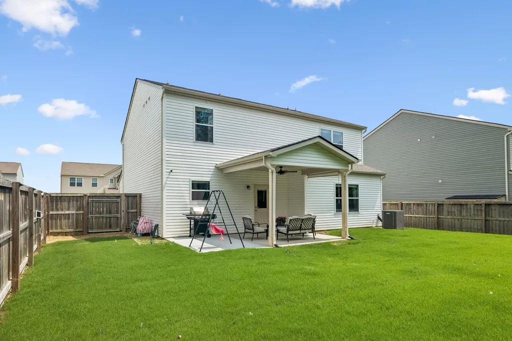 2124 Houston Bnd, E Lebanon TN 37087