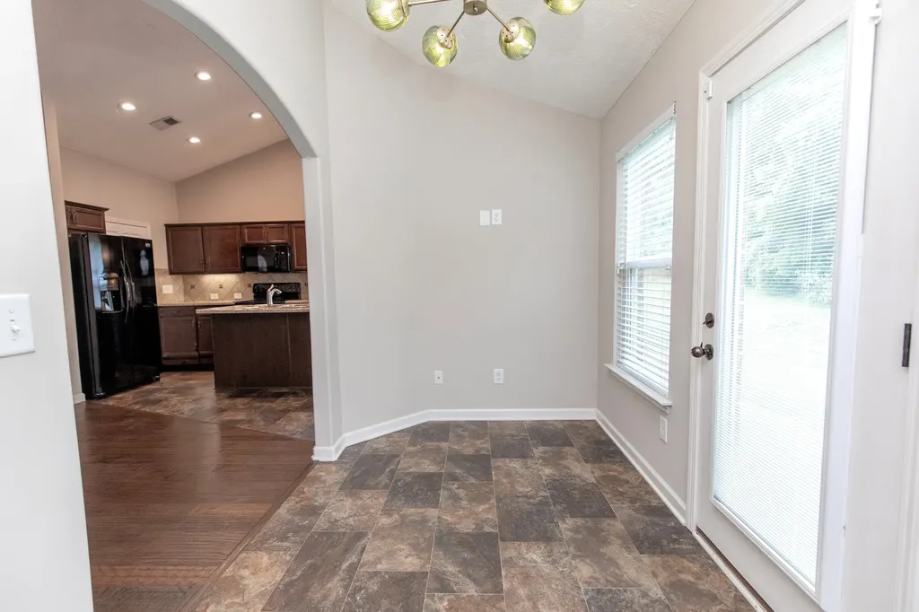 395 Devon Chase Gallatin TN 37066