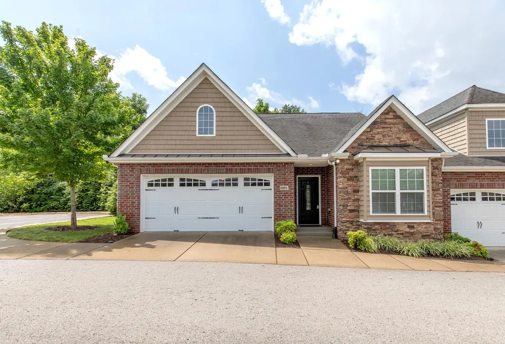 395 Devon Chase Gallatin TN 37066