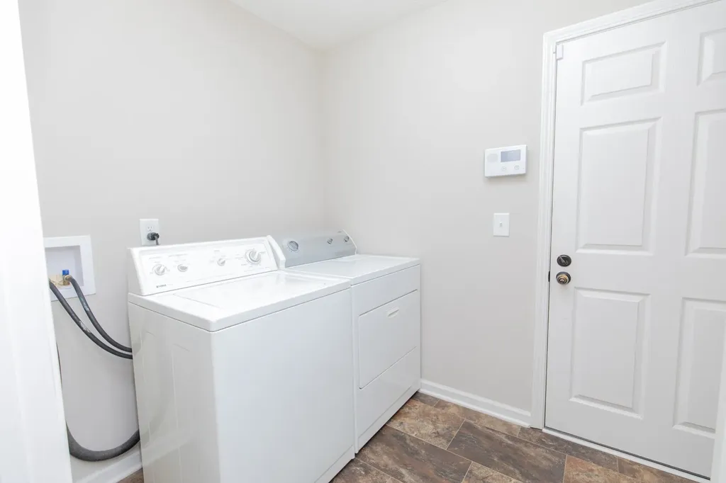 395 Devon Chase Gallatin TN 37066