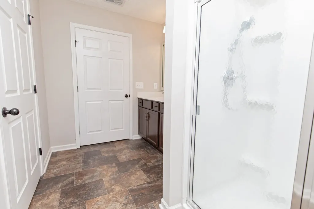 395 Devon Chase Gallatin TN 37066