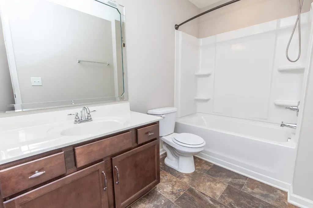 395 Devon Chase Gallatin TN 37066