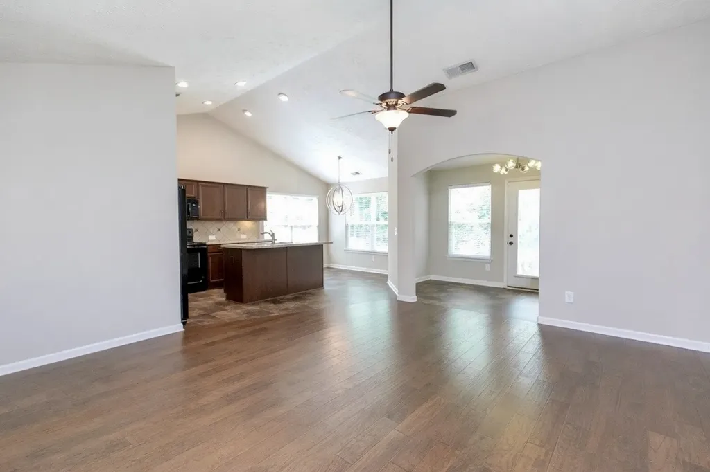 395 Devon Chase Gallatin TN 37066