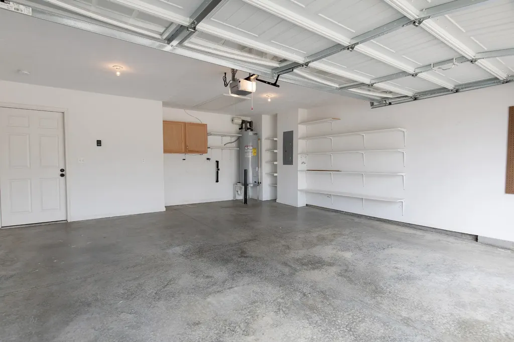 395 Devon Chase Gallatin TN 37066