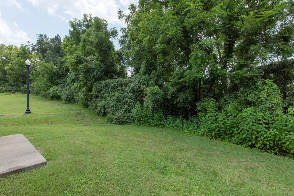 395 Devon Chase Gallatin TN 37066