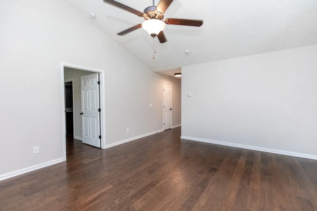 395 Devon Chase Gallatin TN 37066