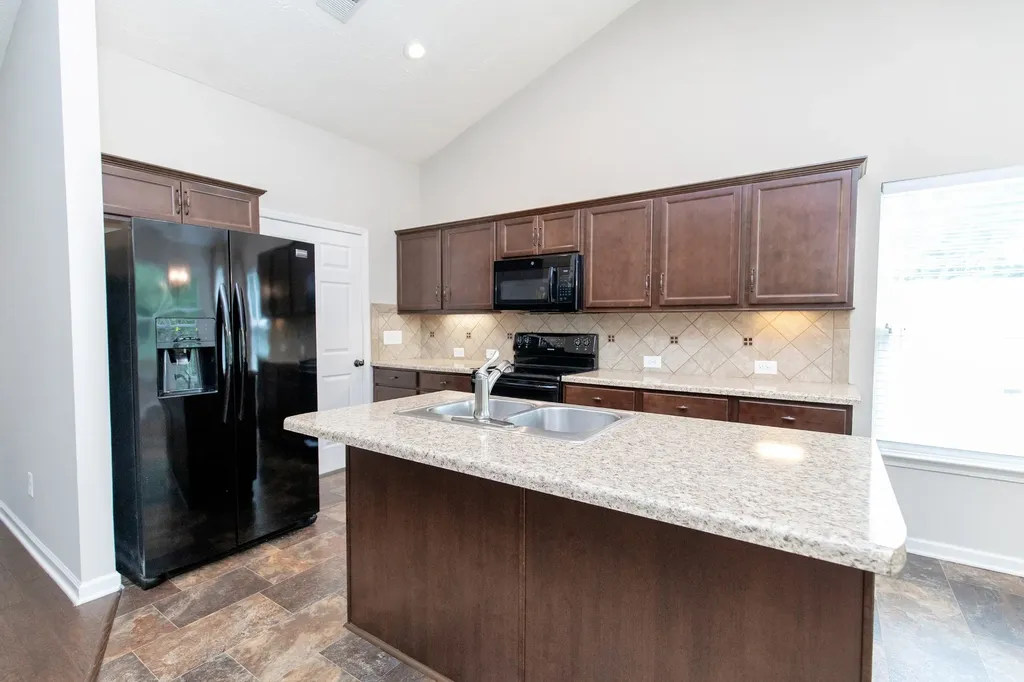 395 Devon Chase Gallatin TN 37066