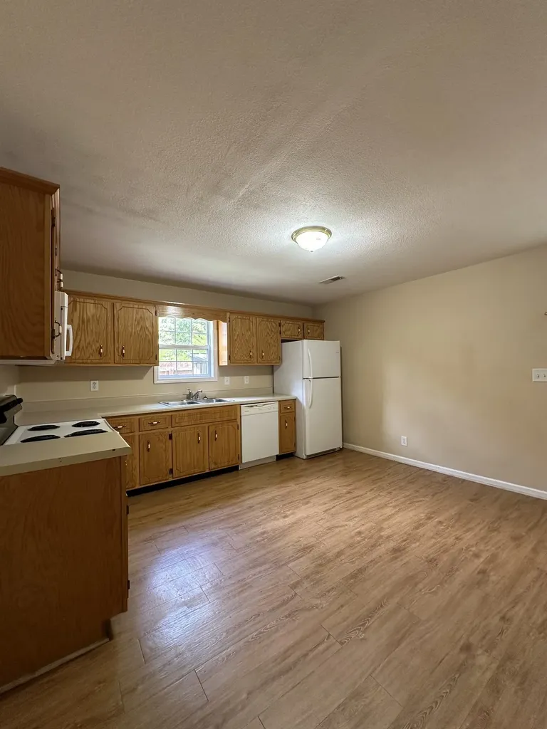 272 Executive Avenue Clarksville TN 37042