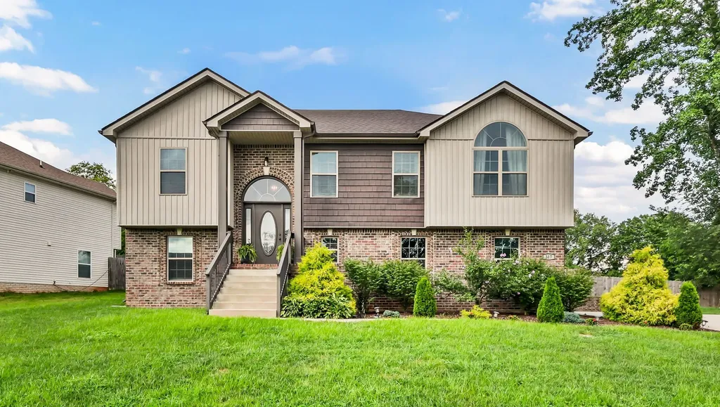 317 Wingfield Drive Clarksville TN 37043