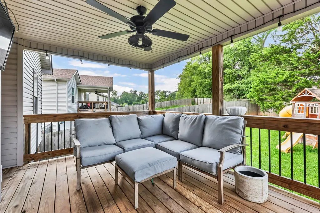 317 Wingfield Drive Clarksville TN 37043