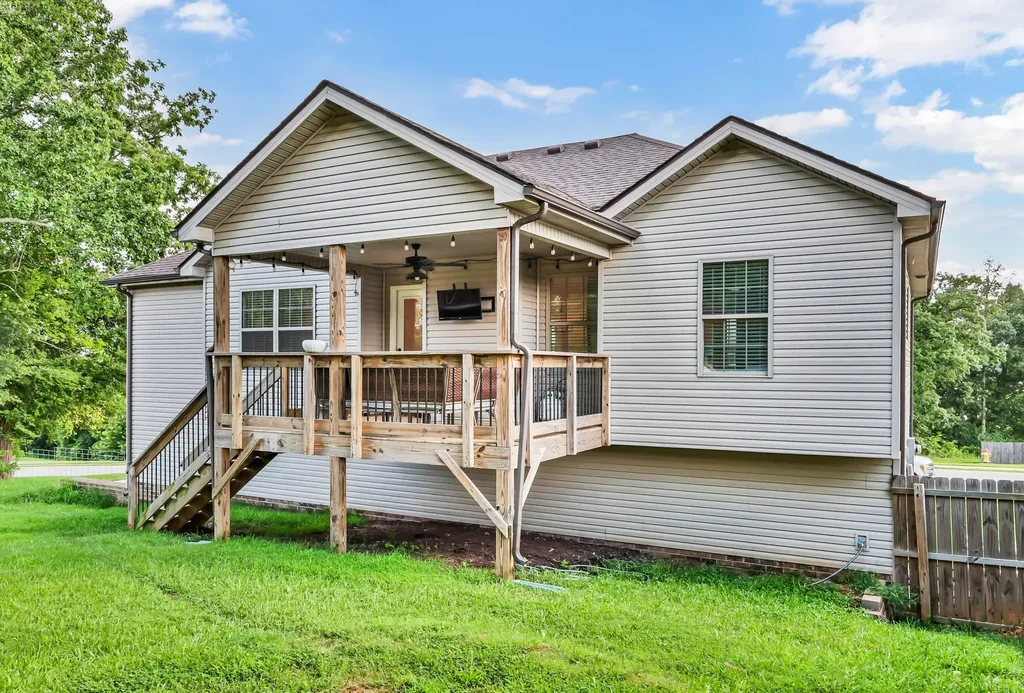 317 Wingfield Drive Clarksville TN 37043