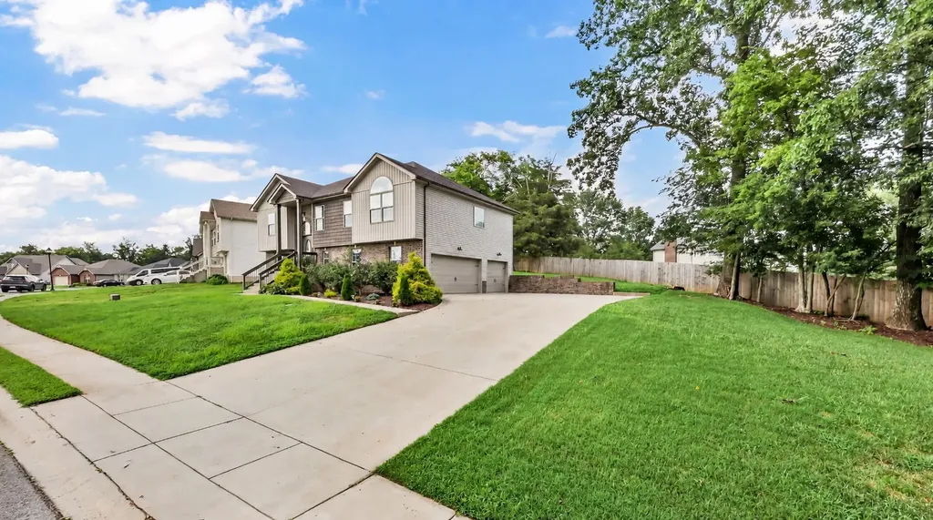 317 Wingfield Drive Clarksville TN 37043