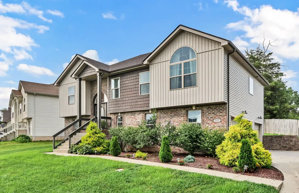 317 Wingfield Drive Clarksville TN 37043