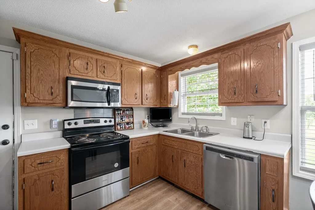 3449 Loon Drive Clarksville TN 37042
