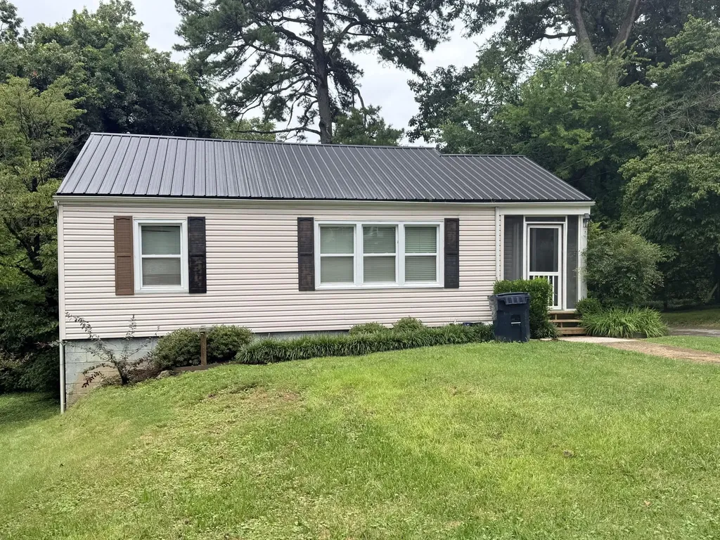 3703 Sullivan Avenue Chattanooga TN 37412