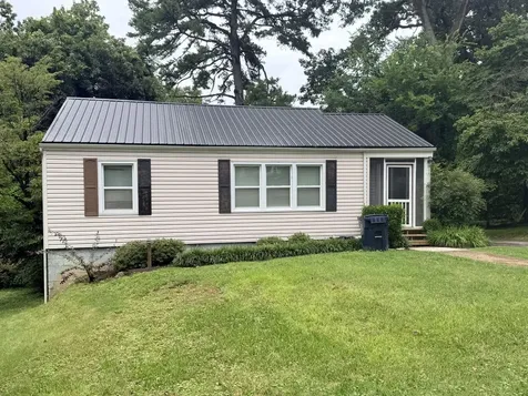 3703 Sullivan Avenue Chattanooga TN 37412