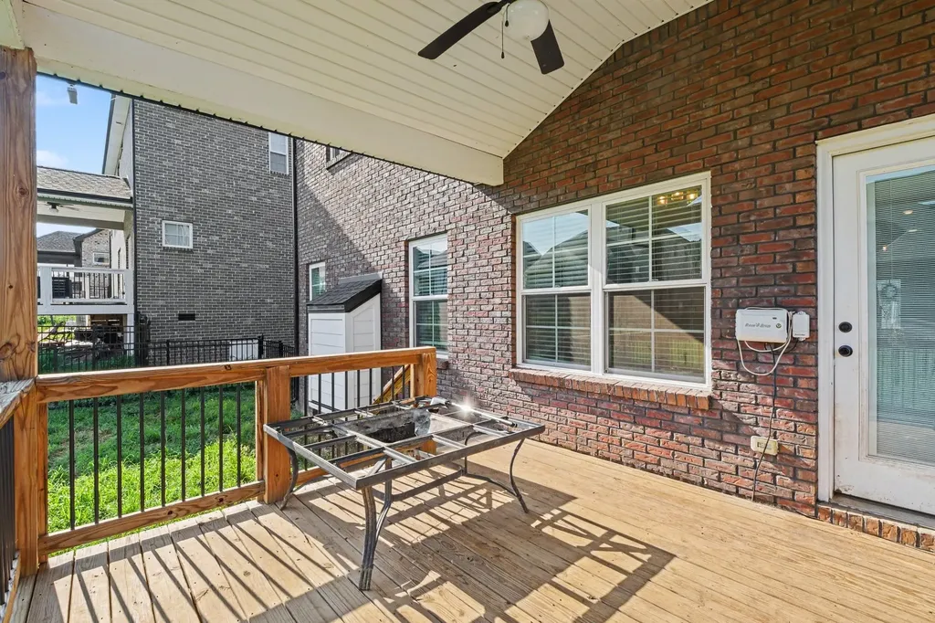 272 Bluebell Drive Clarksville TN 37043