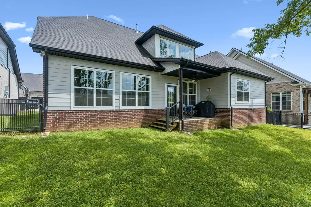6820 Kew Garden Smyrna TN 37167