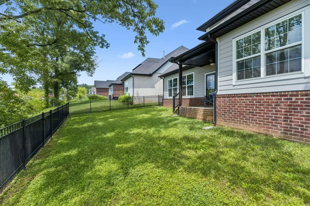 6820 Kew Garden Smyrna TN 37167