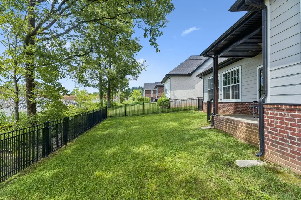 6820 Kew Garden Smyrna TN 37167