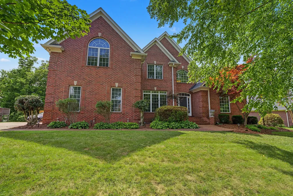 285 Page Drive Mount Juliet TN 37122