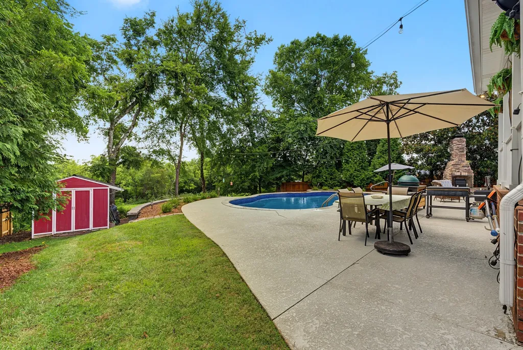 285 Page Drive Mount Juliet TN 37122