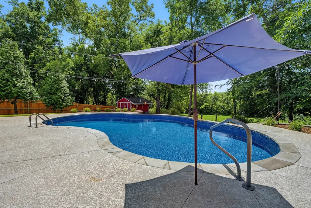 285 Page Drive Mount Juliet TN 37122