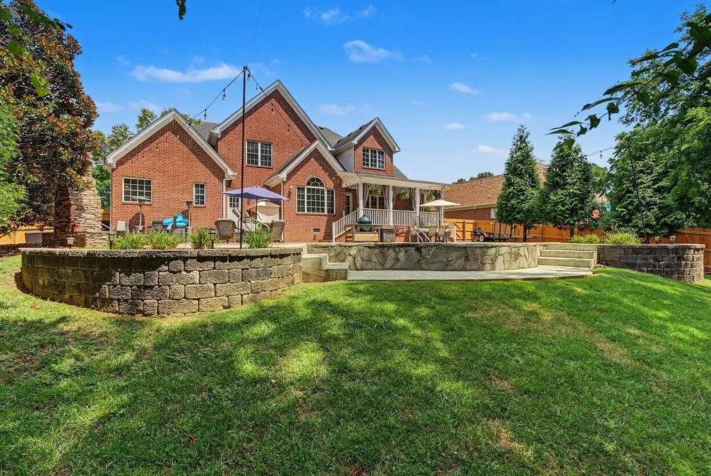 285 Page Drive Mount Juliet TN 37122