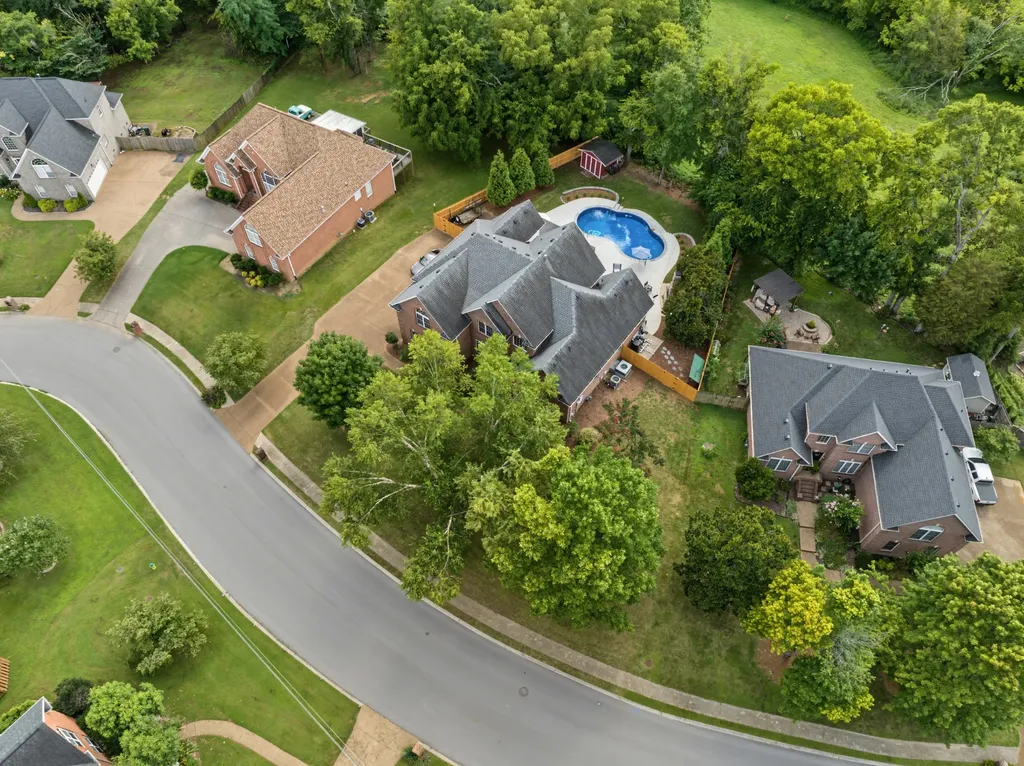 285 Page Drive Mount Juliet TN 37122
