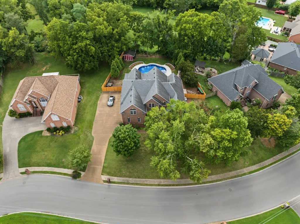 285 Page Drive Mount Juliet TN 37122