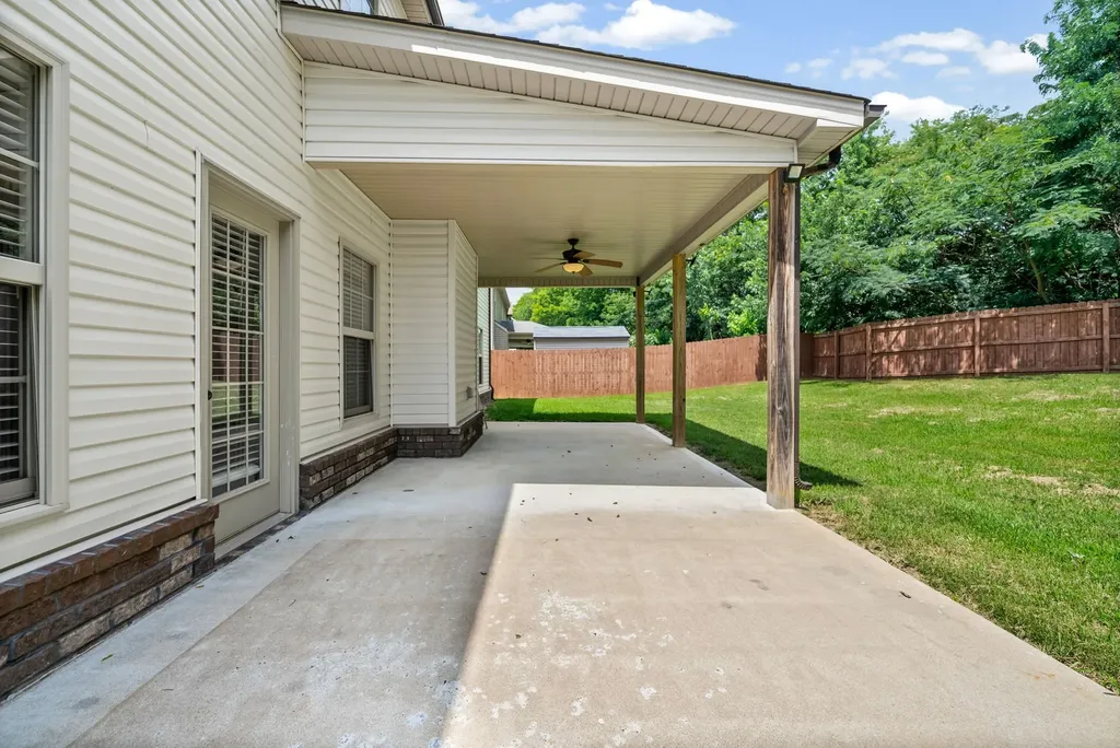 727 Sturdivant Drive Clarksville TN 37042