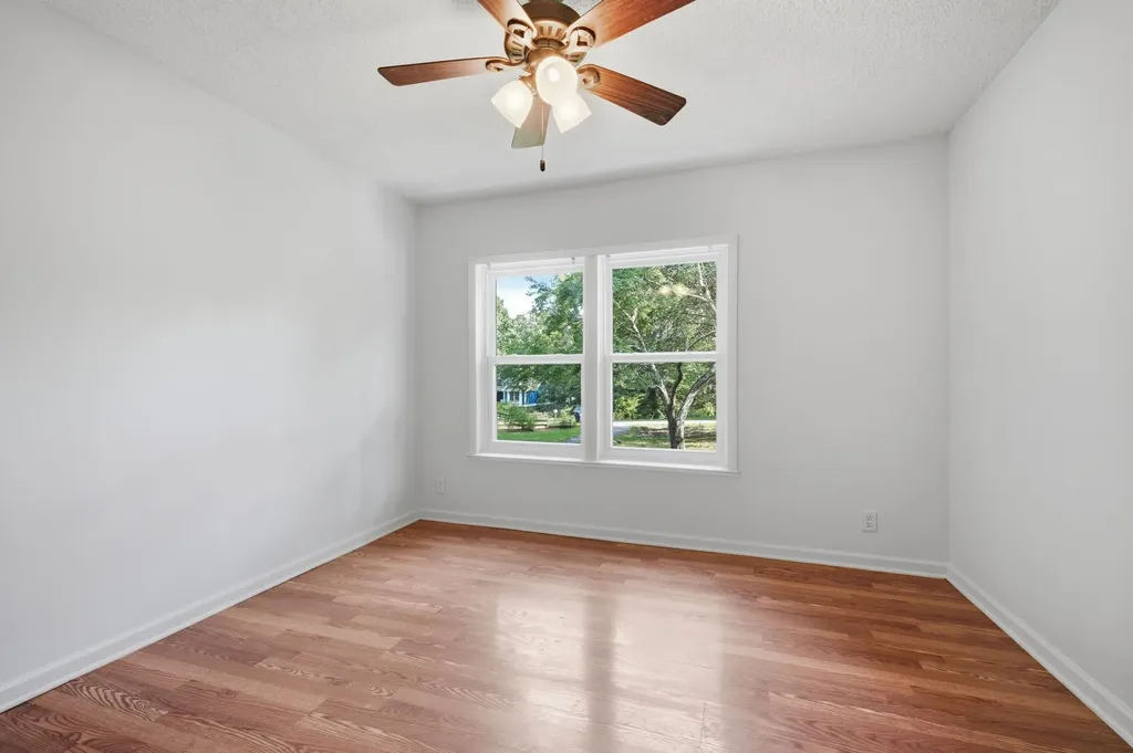 306 Stagecoach Road White Bluff TN 37187