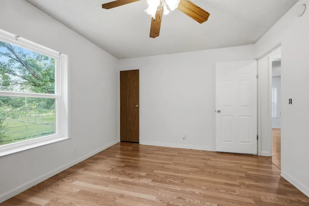 306 Stagecoach Road White Bluff TN 37187