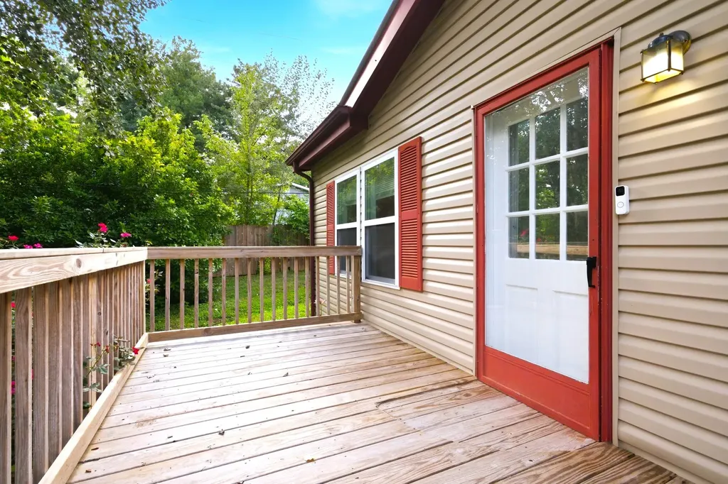 306 Stagecoach Road White Bluff TN 37187