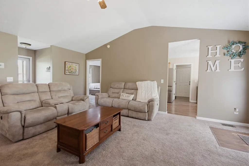 710 Pinehurst Point Mount Juliet TN 37122