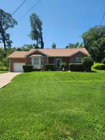 710 Pinehurst Point Mount Juliet TN 37122