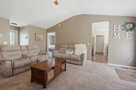 710 Pinehurst Point Mount Juliet TN 37122