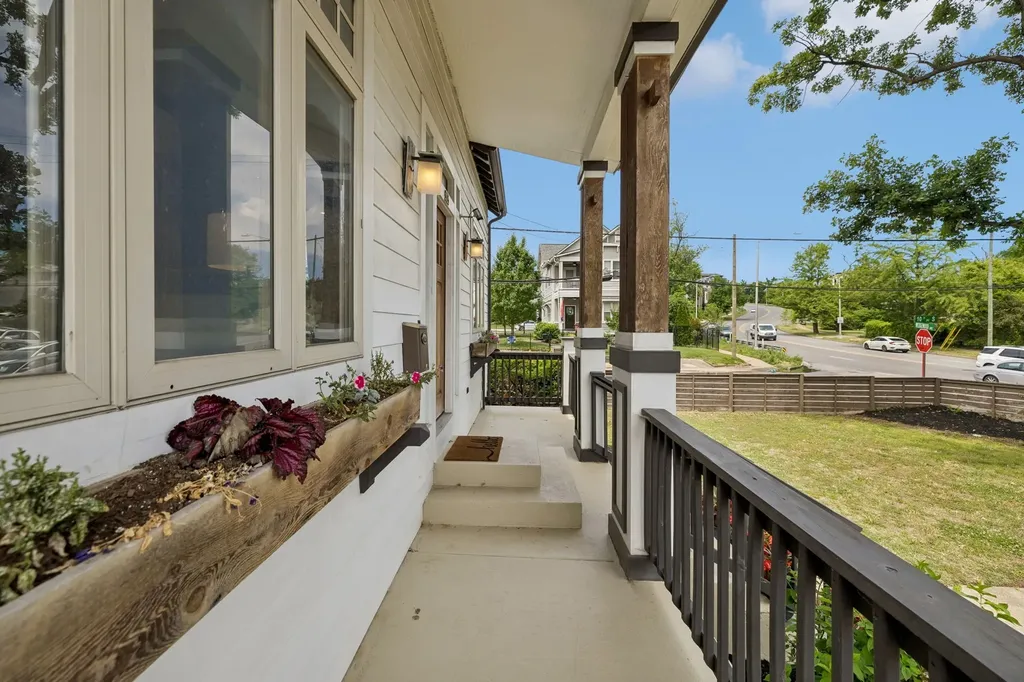 925 Wedgewood Avenue Nashville TN 37203