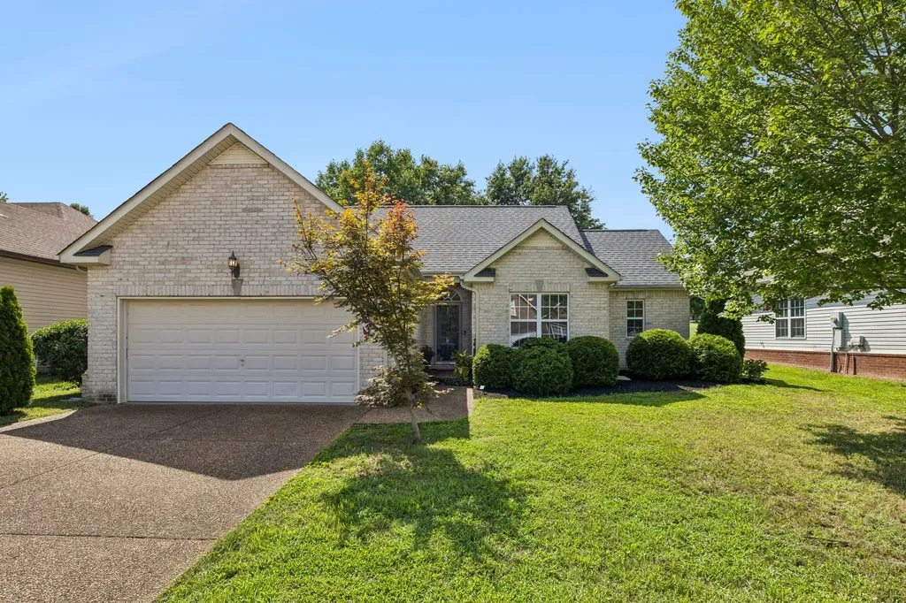 2012 Patrick Way Spring Hill TN 37174