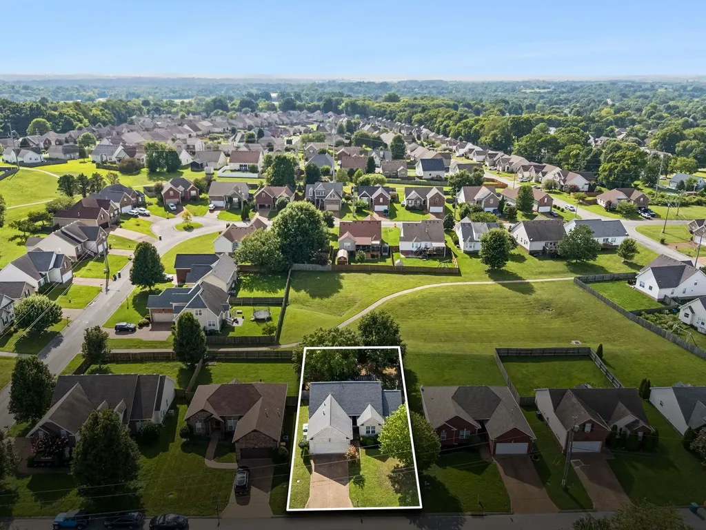 2012 Patrick Way Spring Hill TN 37174