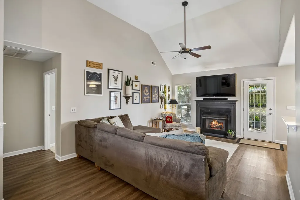 2012 Patrick Way Spring Hill TN 37174