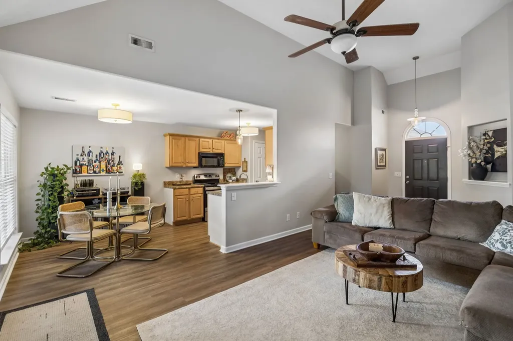 2012 Patrick Way Spring Hill TN 37174