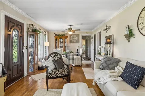 7336 Woodbury Pike Murfreesboro TN 37127
