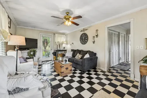 7336 Woodbury Pike Murfreesboro TN 37127