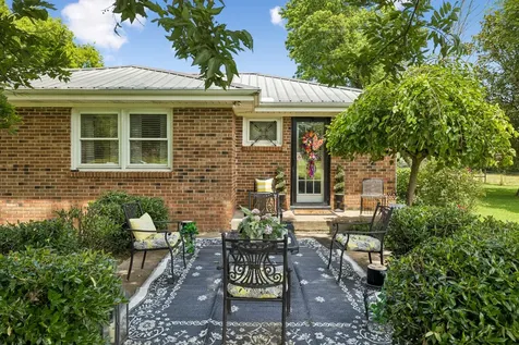 7336 Woodbury Pike Murfreesboro TN 37127