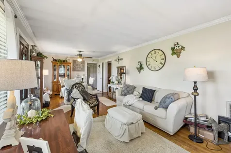 7336 Woodbury Pike Murfreesboro TN 37127