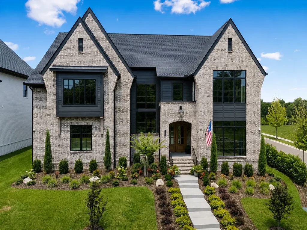 2950 Del Rio Pike Franklin TN 37069