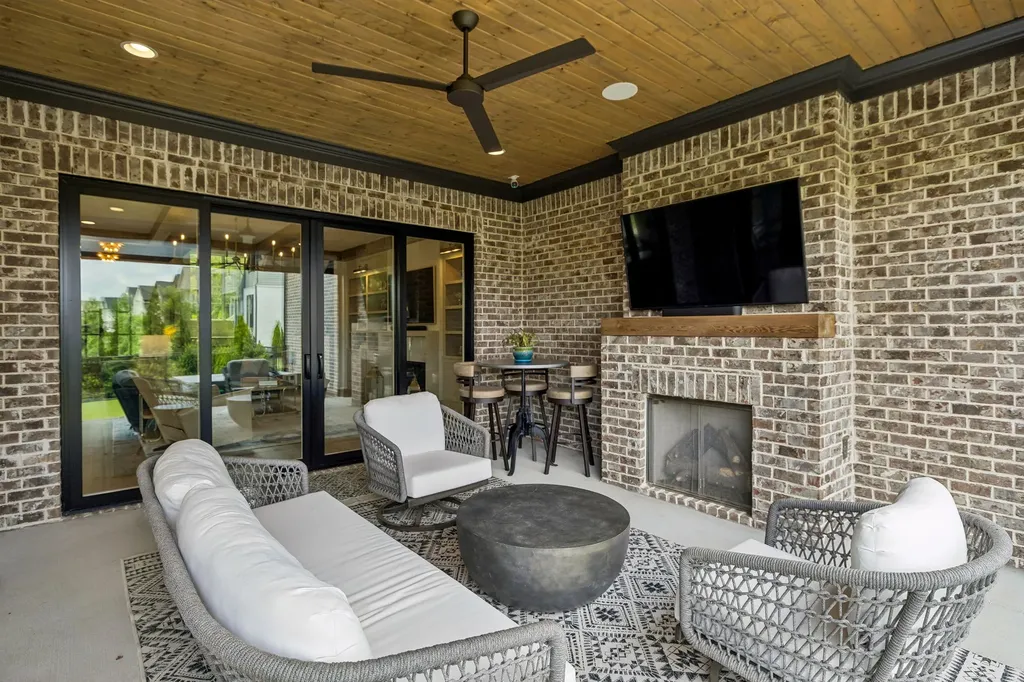 2950 Del Rio Pike Franklin TN 37069