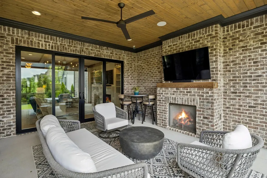 2950 Del Rio Pike Franklin TN 37069