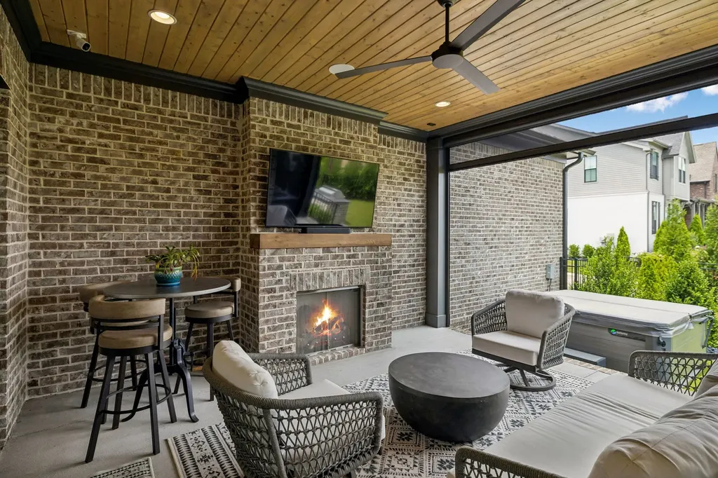 2950 Del Rio Pike Franklin TN 37069